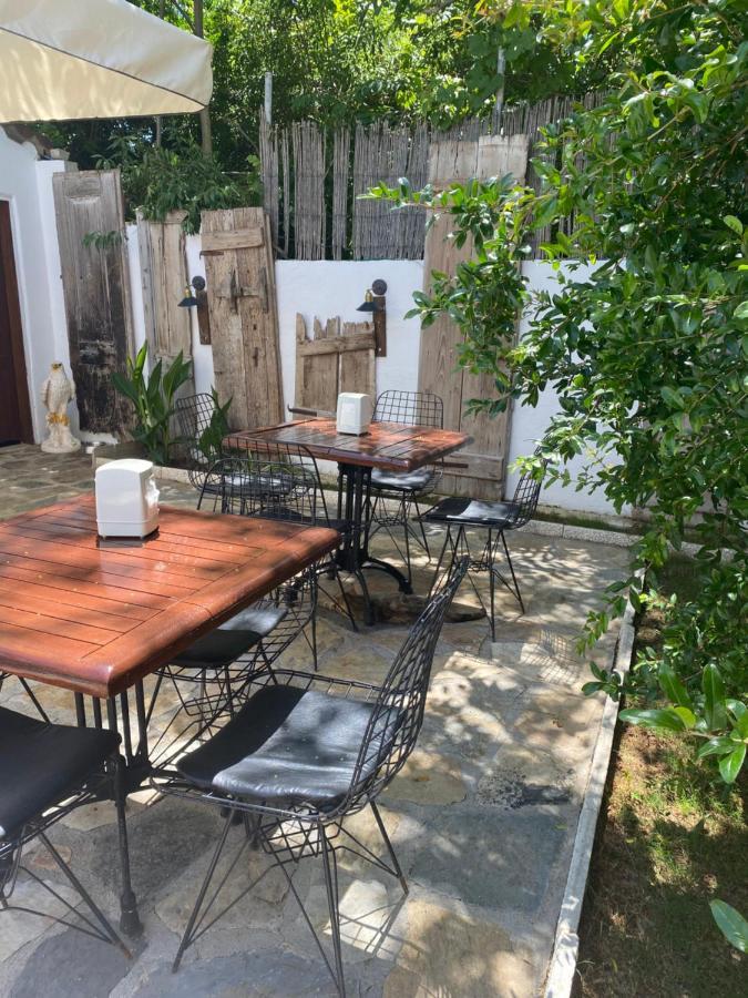 Mavi Butik Apart Cesme Bagian luar foto