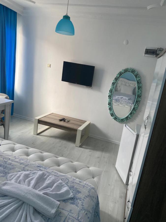 Mavi Butik Apart Cesme Bagian luar foto