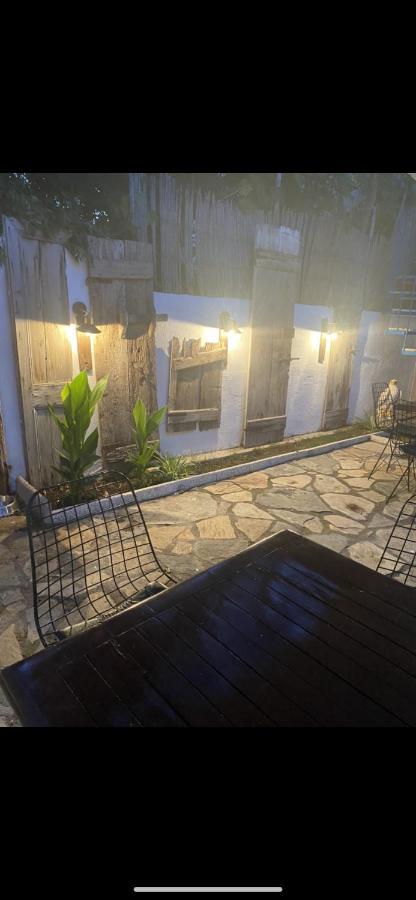 Mavi Butik Apart Cesme Bagian luar foto