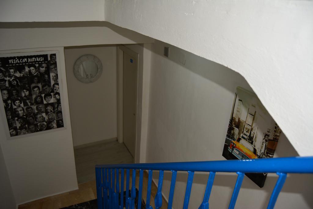 Mavi Butik Apart Cesme Bagian luar foto