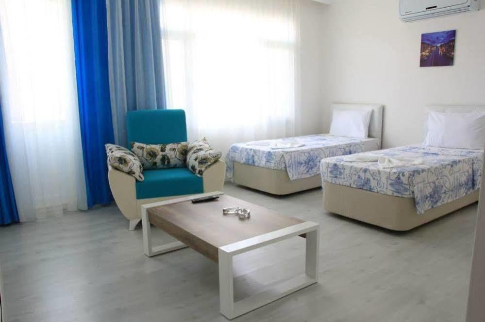 Mavi Butik Apart Cesme Bagian luar foto